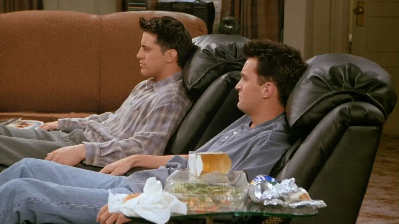 Przyjaciele {se_code} na eKino